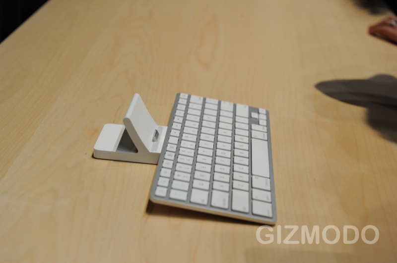 Illustration for article titled Apple iPad Hands On